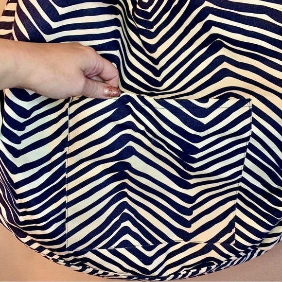 NWT Hat Attack Huge Tote Bag Buji Baja line Navy Blue White Striped Pattern New - Picture 7 of 16